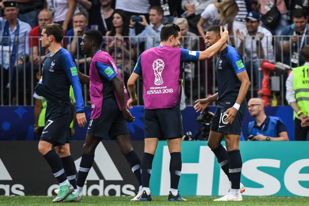 际赛事中逐 际赛事中逐