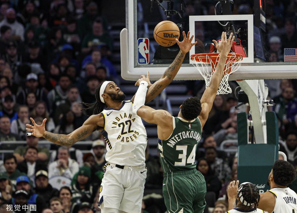 凭借两名外 凭借两名外