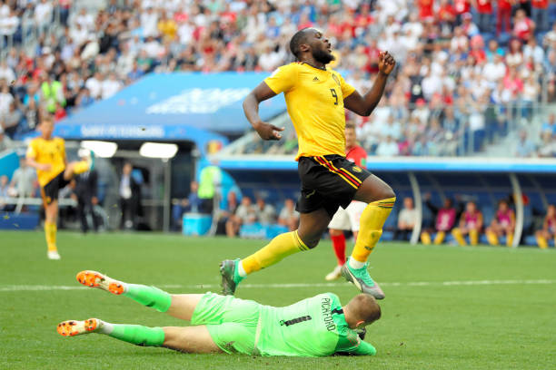 为何巴萨允 为何巴萨允